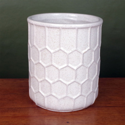 Botanik White Honeycomb Ceramic Planter 16 x 14cm - Size: 16 x 14 x 14cm - Wilko - thumbnail 3
