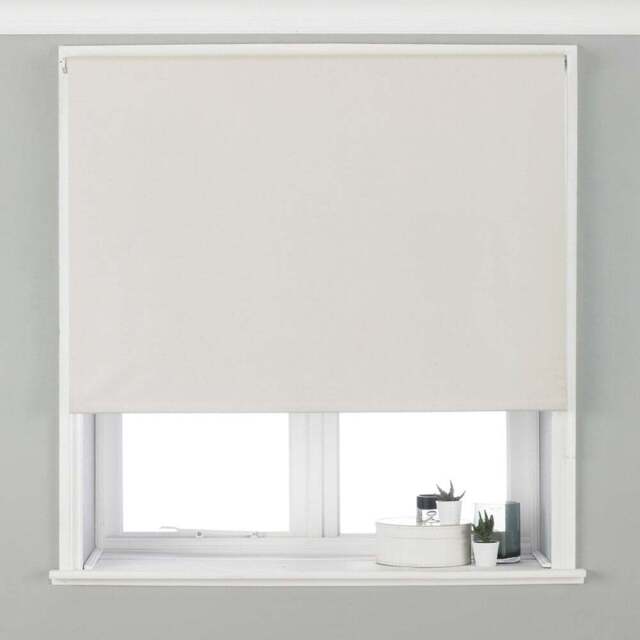 Riva Home Twilight Thermal Blackout Roller Blind Ivory 153cm - Size: 153 x 162cm - Cream - Wilko - image 1