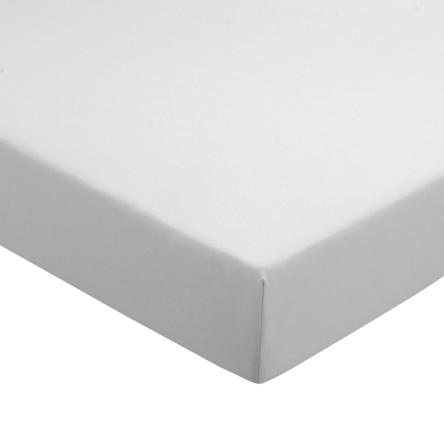 Helena Springfield Single White Plain Dye Fitted Bed Sheet - Wilko - image 1