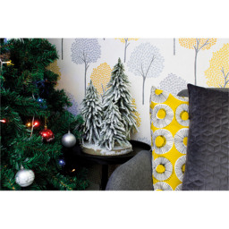St Helens 3 Tree Snow Finish Decorative Christmas Display - Size: 470 x 300 x 300cm - Green - Wilko - thumbnail 7