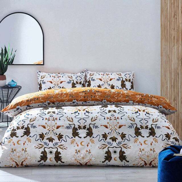 furn. Tigerfish King Size Multi Botanical Duvet Cover Set - Wilko - image 1