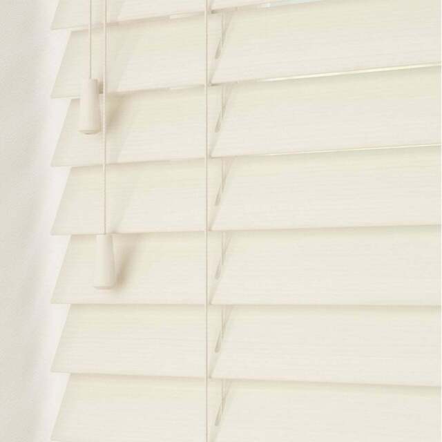 New Edge Blinds Grained Venetian Blinds Misty White 200cm - Size: W 200cm x D 130cm - Wilko - image 1