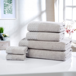 Rapport Home Retreat Silver Cotton Face Cloth - Size: 0.1 x 30 x 30cm - Wilko - thumbnail 3