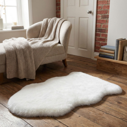 White Faux Rabbit Fur Rug 90 x 60cm - Wilko - thumbnail 5