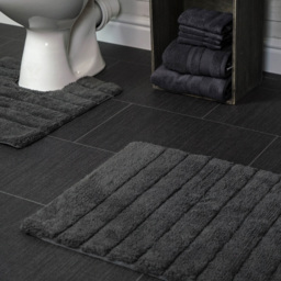 Allure Bath Fashions Charcoal Grey Ribbed Bath Mat and Pedestal Mat Set 2 Piece - Size: 50 x 80cm - Wilko - thumbnail 3
