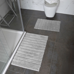 Allure Bath Fashions Dove Grey Ribbed Bath Mat Set 2 Piece - Size: 50 x 80cm - Wilko - thumbnail 3