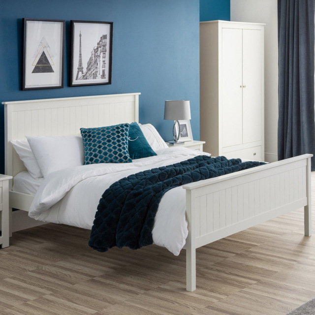 Julian Bowen Maine King Surf White Bed - Wilko - image 1