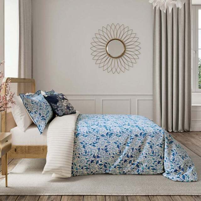 V&A Ornamental Bloom Single Indigo Duvet Set - Wilko - image 1