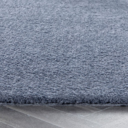 My Luxe Smoke Blue Rug 67 x 150cm - Size: 67 x 150 x 6cm - Wilko - thumbnail 4