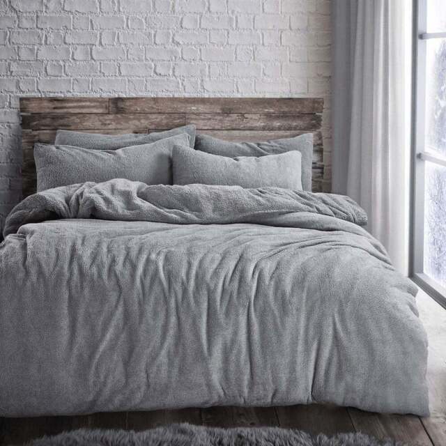 Velosso Single Silver Teddy Fleece Duvet Set - Wilko - image 1