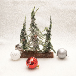 St Helens 26.5cm Snow Topped Mini Christmas Tree Display - Size: 9 x 19 x 30cm - Multi - Wilko - thumbnail 6