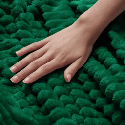 Velosso Emerald Plain Corduroy Throw 127 x 152cm - Size: 127 x 152 x 1cm - Wilko - thumbnail 4