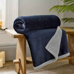 Deyongs Hazelwood Navy Throw 130 x 170cm - Blue - Wilko - thumbnail 3