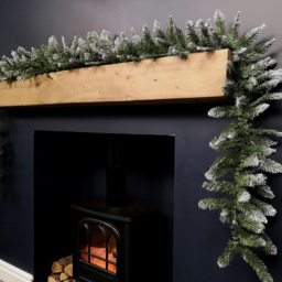 Samuel Alexander Green Snowy Christmas Garland 270cm - Size: 27cm - Wilko - thumbnail 4