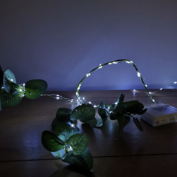 Premier MicroBrights 200 Cool White LED Pin Wire Micro String Light 10m - Size: 5 x 1000 x 5cm - Wilko - thumbnail 4