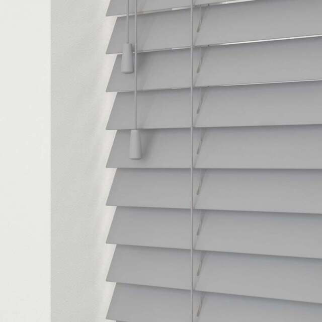 Caecus Real Wood String Venetian Blind Grey 180 x 120cm - Size: 120 x 180 x 5cm - Wilko