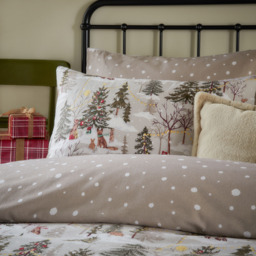 Furn Single Forest Festivities Printed Reversible Duvet Set - Cream - Wilko - thumbnail 3