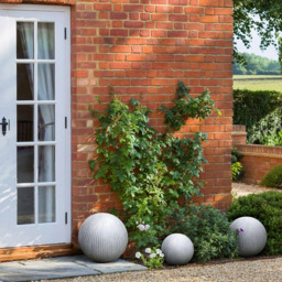 wilko Vertical Ribbed Light Grey Outdoor Decorative Ball 37.5cm - thumbnail 7