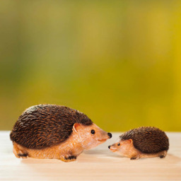Marco Paul 2 Piece Hedgehog Garden Ornament - Size: 30 x 20 x 10cm - Brown - Wilko - thumbnail 5