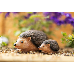 Marco Paul 2 Piece Hedgehog Garden Ornament - Size: 30 x 20 x 10cm - Brown - Wilko - thumbnail 7
