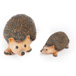 Marco Paul 2 Piece Hedgehog Garden Ornament - Size: 30 x 20 x 10cm - Brown - Wilko - thumbnail 4