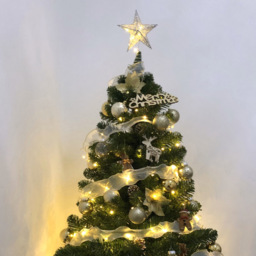 Living and Home Decorative Star Sequins Christmas Tree Topper with LED Light 20cm - Size: 20 x 20 x 10cm - Silver - Wilko - thumbnail 7