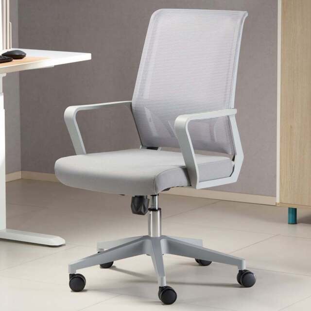 TTAP Cambridge Grey Mesh Swivel Office Chair - Size: 101 x 60 x 60cm - Wilko - image 1