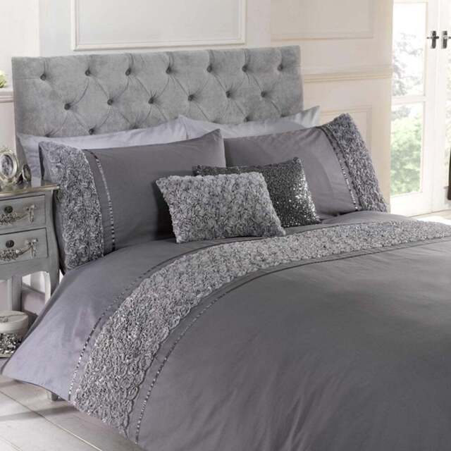 Rapport Home Limoges Single Grey Duvet Set - Silver - Wilko - image 1