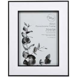 The Port. Co Gallery Alston Monochrome Mounted Photo Frame 8 x 6 inch - Size: A5 - Multi - Wilko - thumbnail 1