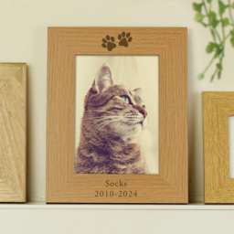 Personalised Memento Paw Prints Oak Finish Photo Frame 5 x 7 inch - Size: 2 x 2.5 x 0.2cm - Brown - Wilko - thumbnail 3