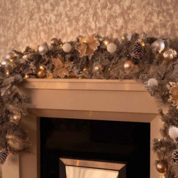 Marco Paul Silver Decorated Artificial LED Christmas Garland with Baubles 270cm - Size: 10 x 270 x 20cm - Wilko - thumbnail 5