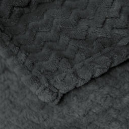 Velosso Charcoal Moda Plush Throw 150 x 200cm - Size: 150 x 200 x 1cm - Wilko - thumbnail 4