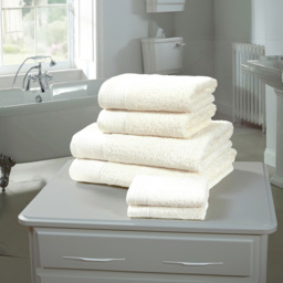 Rapport Home Chatsworth Super Soft 600gsm Combed Cotton White Hand Towel - Size: 3 x 80 x 50cm - Wilko - thumbnail 3