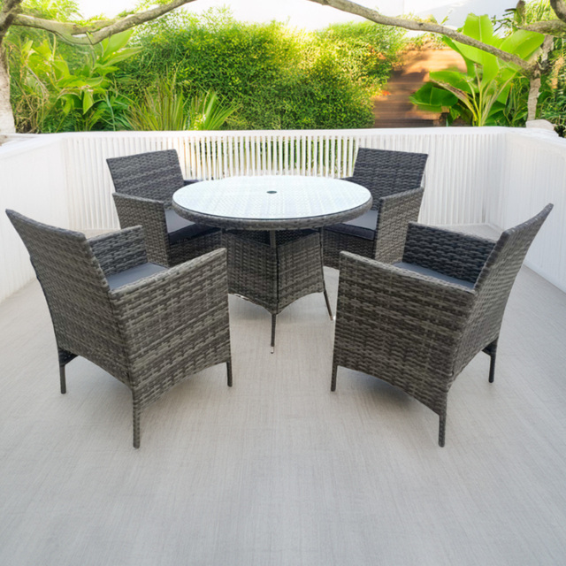 Outdoor Living Amazon 4 Seater Rattan Wicker Relaxed Dining Set - Grey - Wilko - image 1
