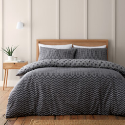 Divante Iona Geo Duvet Cover and Pillowcase Set - Black/Double - Wilko - thumbnail 3