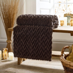 Deyongs Tadcaster Chocolate Throw 140 x 180cm - Brown - Wilko - thumbnail 3