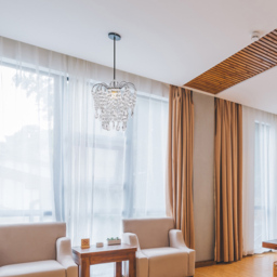 Innoteck Luxury Chandelier Style Teardrop Pendant Light Shade - Size: 28 x 27 x 27cm - Clear - Wilko - thumbnail 3