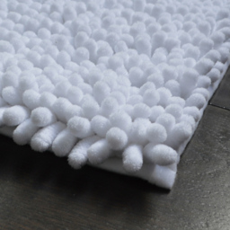 Allure Bath Fashions Jumbo Luxury White Deep Pile Non-Slip Bobble Bath Mat 50 x 70cm - Wilko - thumbnail 3