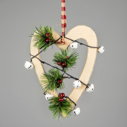 Shatchi Cream Heart Wooden Hanging Christmas Decoration 30cm - Size: 30 x 10 x 6cm - Green - Wilko - thumbnail 4