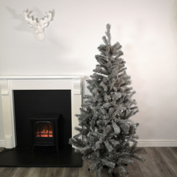 Samuel Alexander Grey Colorado Spruce Artificial Christmas Tree with Wrapped Branches 6ft - Wilko - thumbnail 3