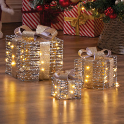The Christmas Workshop 60 Warm White LED Silver Gift Box Decoration Set of 3 - Size: 22 x 20 x 20cm - Wilko