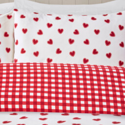 Love Hearts Duvet Set Red Superking - Size: Super King - Divante - Wilko - thumbnail 4