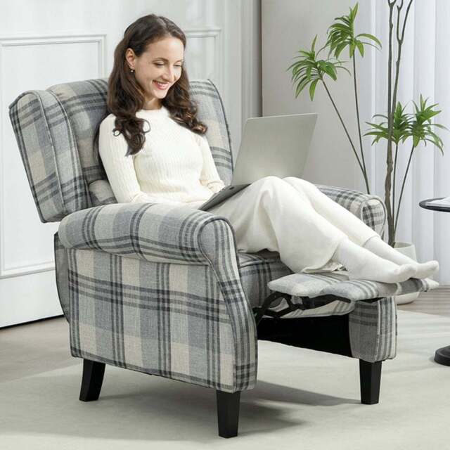 HOMCOM Grey Farmhouse Wingback Recliner Armchair with Footrest - Size: Single - Wilko - image 1