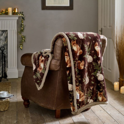 Deyongs Wine Woodland Wildlife Throw 140 x 180cm - Red - Wilko - thumbnail 3