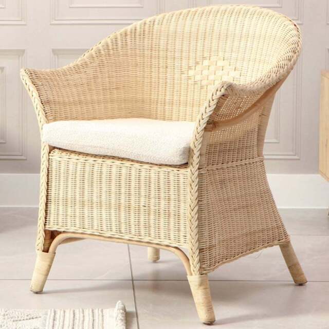 Desser Furniture Natural Wicker Adult King Size Loom Chair with Cushion - Size: Single - Cream - Wilko