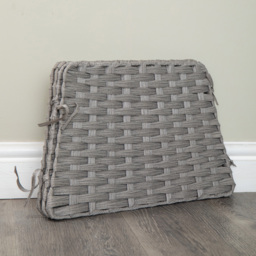 Samuel Alexander Grey Foldable Rattan Christmas Tree Skirt 47cm - Size: 30 x 47 x 46cm - Wilko - thumbnail 5
