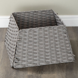 Samuel Alexander Grey Foldable Rattan Christmas Tree Skirt 47cm - Size: 30 x 47 x 46cm - Wilko - thumbnail 7
