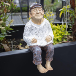 Marco Paul Sitting Grandfather Statue Garden Ornament - Size: 30 x 10 x 10cm - White - Wilko - thumbnail 3