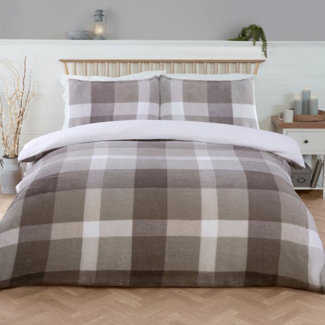 Teddy Fleece Check Duvet Set Grey King - Wilko - image 1