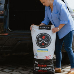 Globaltic Premium Restaurant Grade Lump Charcoal 10kg - black - Wilko - thumbnail 3